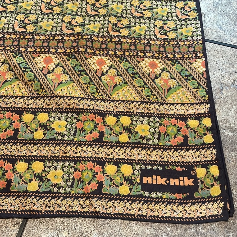 Nik-Nik Vintage 70’s Floral Patterned Silk Scarf View 2